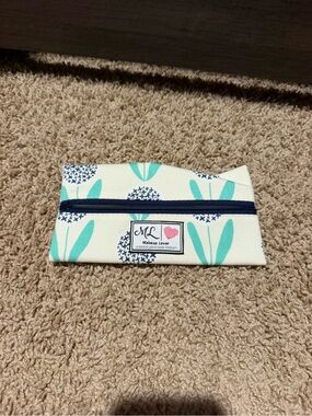 Floral Zip Pouch in Mint Teal